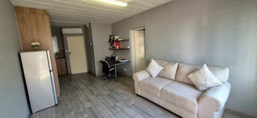 1 Bedroom Property for Sale in Die Bult North West